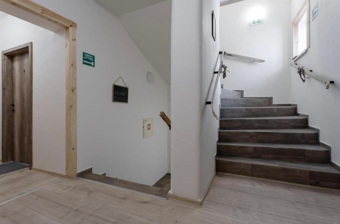 Apartamento Number 5 Vlevo Dole Rokytnice nad Jizerou Exterior foto